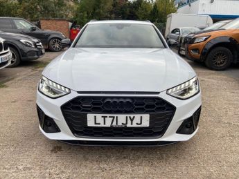 Audi A4 Avant 2.0 TDI 40 Black Edition S Tronic quattro Euro 6 (s/s) 5dr