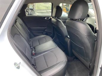 Kia Ceed 1.5 T-GDi 3 DCT Euro 6 (s/s) 5dr