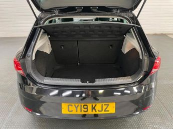 SEAT Leon 1.6 TDI SE Dynamic DSG Euro 6 (s/s) 5dr