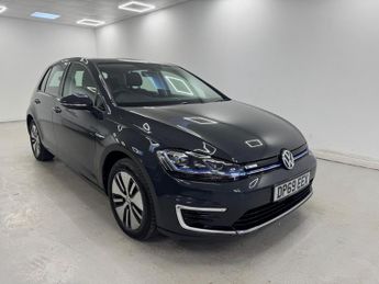 Volkswagen Golf 35.8kWh e-Golf Auto 5dr