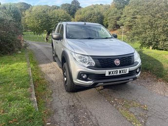 Fiat Fullback 2.4D Cross 4WD Euro 6 4dr