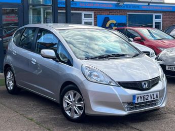 Honda Jazz 1.4 i-VTEC ES Hatchback 5dr Petrol CVT Euro 5 (99 ps)