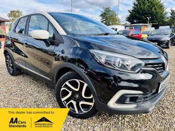 Renault Captur 0.9 TCe ENERGY Iconic Euro 6 (s/s) 5dr