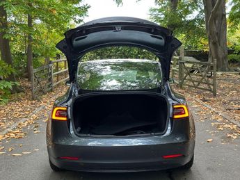 Tesla Model 3 (Dual Motor) Performance Auto 4WDE 4dr (Performance Upgrade)