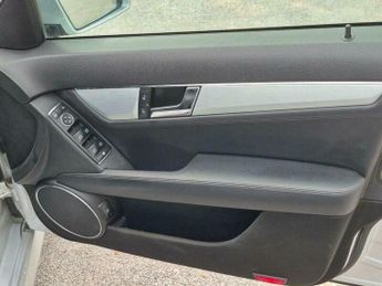 Mercedes-Benz C Class 2.1 C200 CDI Sport Auto Euro 4 5dr