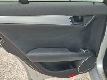 Mercedes-Benz C Class 2.1 C200 CDI Sport Auto Euro 4 5dr