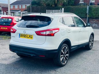 Nissan Qashqai 1.6 dCi Tekna XTRON 2WD Euro 6 (s/s) 5dr