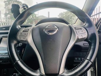Nissan Qashqai 1.6 dCi Tekna XTRON 2WD Euro 6 (s/s) 5dr
