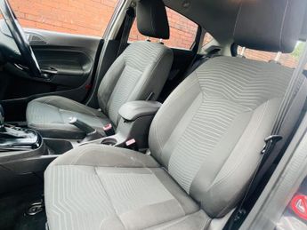 Ford Fiesta 1.6 Titanium Powershift Euro 5 5dr