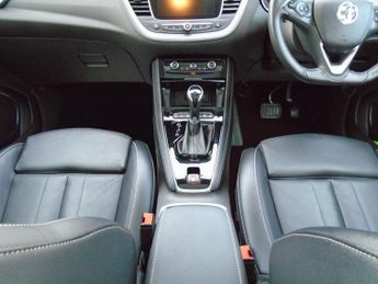 Vauxhall Grandland X 1.2 Turbo Elite Nav Auto Euro 6 (s/s) 5dr