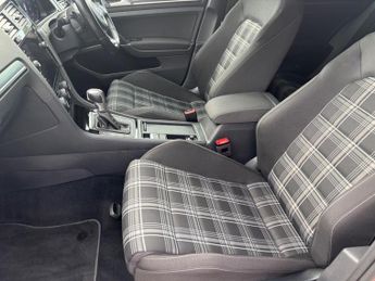 Volkswagen Golf 2.0 TDI GTD DSG Euro 6 (s/s) 5dr