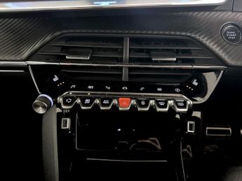 Peugeot E-208 50kWh GT Premium Hatchback 5dr Electric Auto (136 ps)