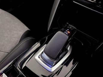 Peugeot E-208 50kWh GT Premium Hatchback 5dr Electric Auto (136 ps)