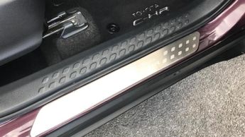 Toyota C-HR 1.8 VVT-h Design CVT Euro 6 (s/s) 5dr