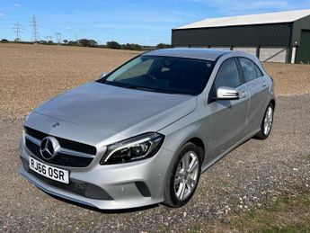 Mercedes A Class 1.5 A180d Sport (Premium) Hatchback 5dr Diesel 7G-DCT Euro 6 (s/