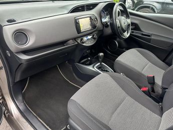 Toyota Yaris 1.5 VVT-h Icon E-CVT Euro 6 (s/s) 5dr