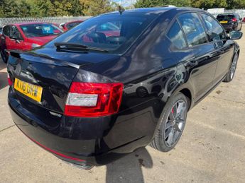 Skoda Octavia 2.0 TDI vRS DSG 4WD Euro 6 (s/s) 5dr (SNav)