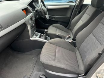 Vauxhall Astra 1.8i 16v SRi 5dr