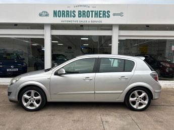 Vauxhall Astra 1.8i 16v SRi 5dr