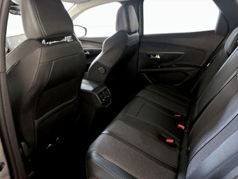 Peugeot 3008 1.6 13.2kWh Allure e-EAT Euro 6 (s/s) 5dr