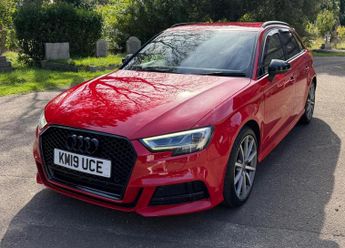 Audi A3 1.5 TFSI CoD 35 Black Edition Sportback S Tronic Euro 6 (s/s) 5d