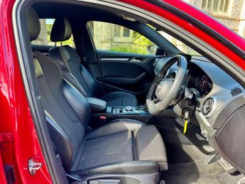 Audi A3 1.5 TFSI CoD 35 Black Edition Sportback S Tronic Euro 6 (s/s) 5d