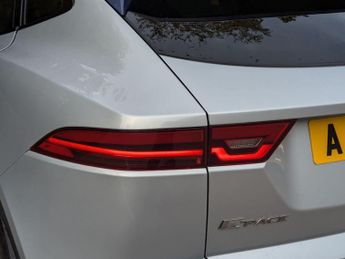 Jaguar E-PACE 2.0 D180 R-Dynamic HSE Auto AWD Euro 6 (s/s) 5dr