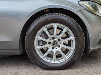Mercedes-Benz C Class 2.1 C220d SE G-Tronic+ Euro 6 (s/s) 4dr