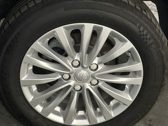 MG MG5 61.1kWh Exclusive Long Range Auto 5dr