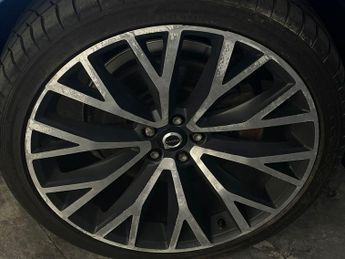 Volvo XC60 2.0 B5 MHEV R-Design Pro Auto AWD Euro 6 (s/s) 5dr