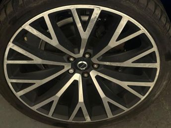 Volvo XC60 2.0 B5 MHEV R-Design Pro Auto AWD Euro 6 (s/s) 5dr