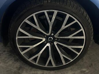 Volvo XC60 2.0 B5 MHEV R-Design Pro Auto AWD Euro 6 (s/s) 5dr