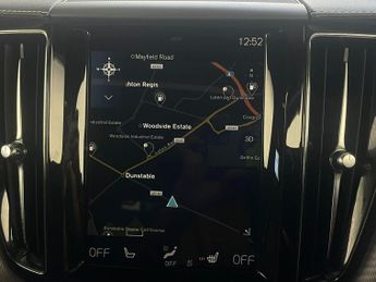 Volvo XC60 2.0 B5 MHEV R-Design Pro Auto AWD Euro 6 (s/s) 5dr