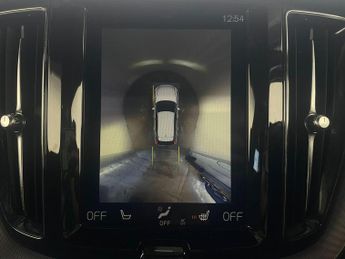 Volvo XC60 2.0 B5 MHEV R-Design Pro Auto AWD Euro 6 (s/s) 5dr