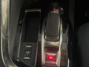 Peugeot 3008 1.6 13.2kWh GT Premium e-EAT 4WD Euro 6 (s/s) 5dr