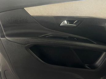 Peugeot 3008 1.6 13.2kWh GT Premium e-EAT 4WD Euro 6 (s/s) 5dr