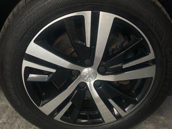 Peugeot 3008 1.6 13.2kWh GT Premium e-EAT 4WD Euro 6 (s/s) 5dr