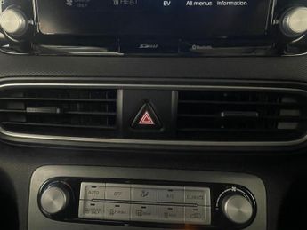 Hyundai KONA 64kWh Premium SE Auto 5dr (7kW Charger)