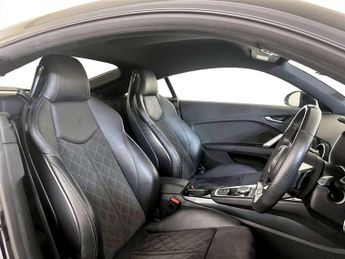 Audi TT 2.0 TFSI 40 Black Edition S Tronic Euro 6 (s/s) 3dr