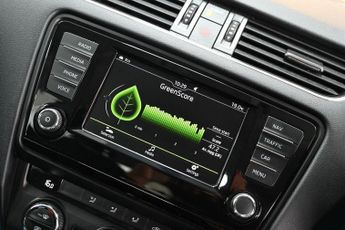 SKODA OCTAVIA 1.4 TSI SE L Hatchback 5dr Petrol DSG Euro 6 (s/s) (150 ps) +FRE