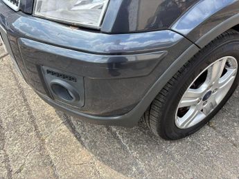 Ford Fusion 1.6 Zetec 5dr