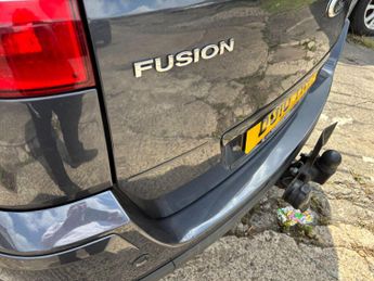 Ford Fusion 1.6 Zetec 5dr