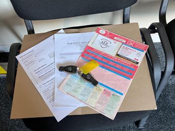 Mercedes-Benz C Class 2.1 C220 CDI AMG Sport Plus G-Tronic+ Euro 5 (s/s) 5dr