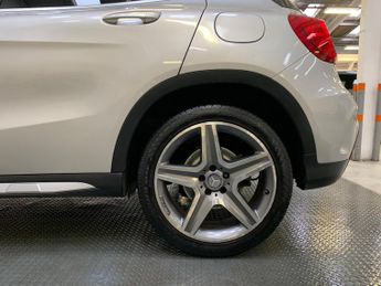 Mercedes-Benz GLA 2.1 GLA200d AMG Line 7G-DCT Euro 6 (s/s) 5dr