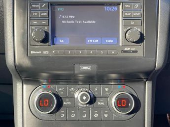 Nissan Qashqai 2.0 dCi Tekna Auto 4WD Euro 5 5dr (AVM)