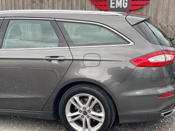 Ford Mondeo 2.0 TDCi Titanium Powershift Euro 6 (s/s) 5dr