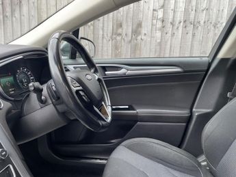 Ford Mondeo 2.0 TDCi Titanium Powershift Euro 6 (s/s) 5dr