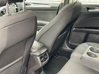 Ford Mondeo 2.0 TDCi Titanium Powershift Euro 6 (s/s) 5dr