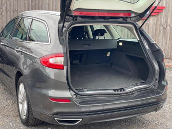 Ford Mondeo 2.0 TDCi Titanium Powershift Euro 6 (s/s) 5dr