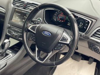 Ford Mondeo 2.0 TDCi Titanium Powershift Euro 6 (s/s) 5dr